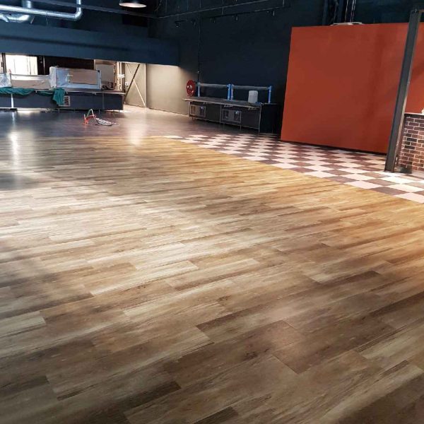 Pose de parquet proche de Colmar et Marckolsheim Barr 2