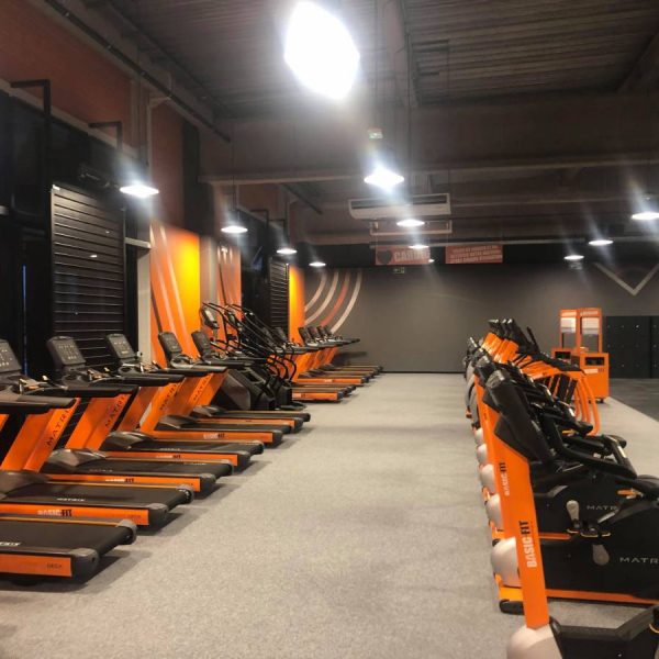 Salle de sport/musculation/cardio &#8211; Lames LVT &#8211; Sol sportif &#8211; Dalles antichoc &#8211; Gazon synthétique &#8211; Tapisom textile Sainte-Marie-aux-Mines 9